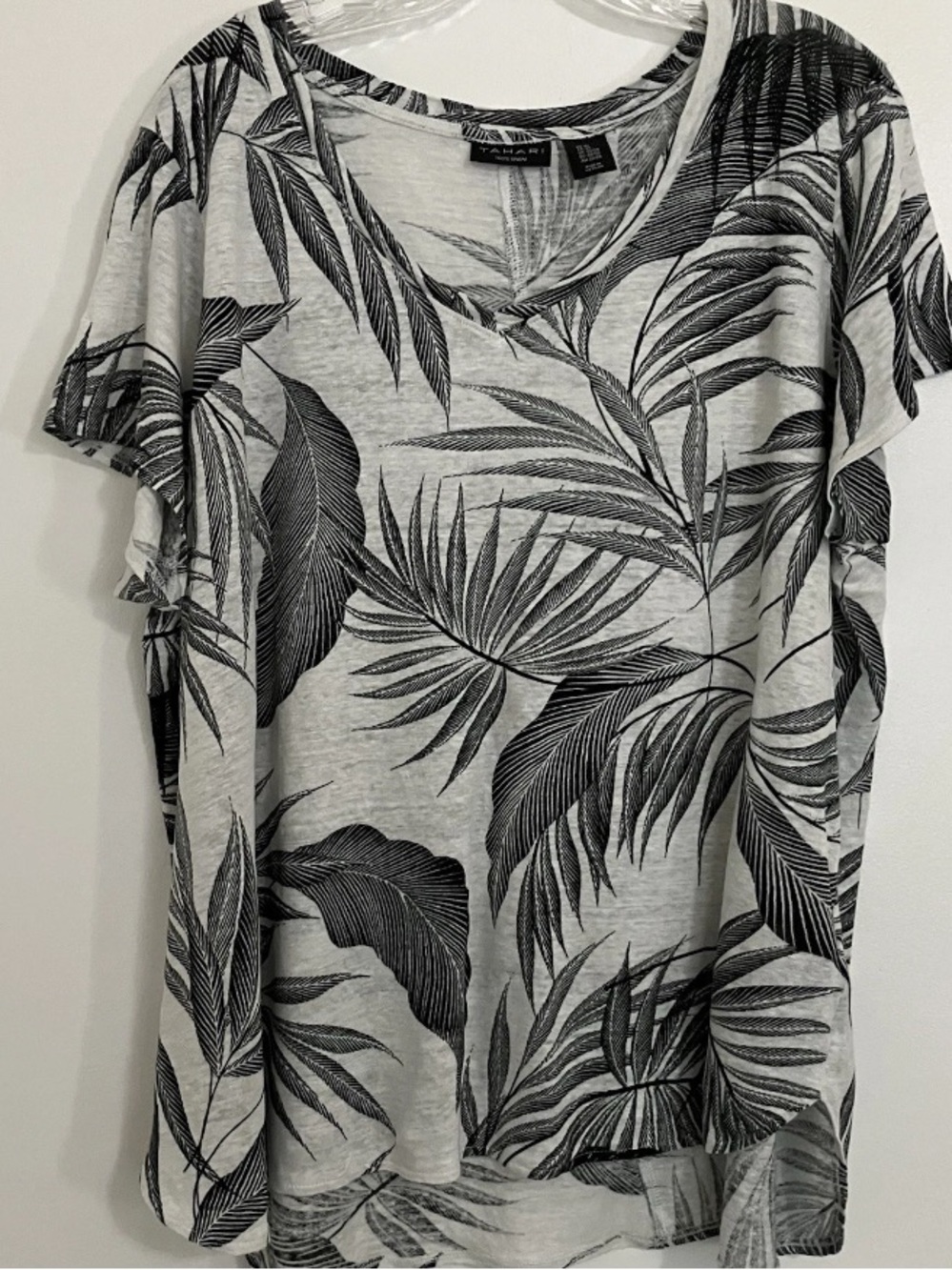 Tahari Top 2X 100% Black White Linen Tropical Palm Breathable Vacation Resort